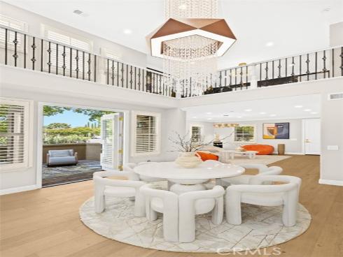 81 Hallmark , Irvine, CA