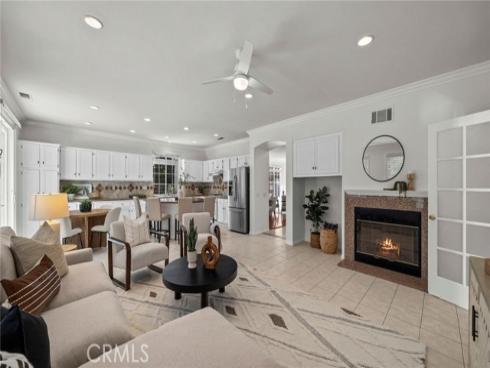 6  Henna  , Irvine, CA