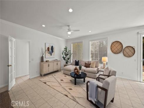 6  Henna  , Irvine, CA