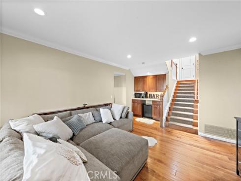 41 Valley 31 , Irvine, CA