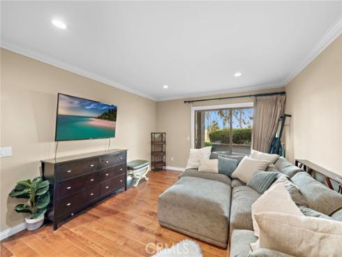 41 Valley 31 , Irvine, CA