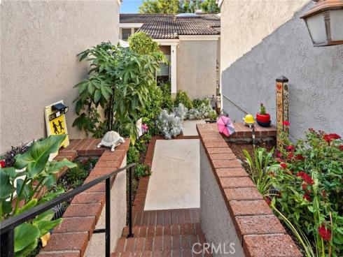 41 Valley 31 , Irvine, CA