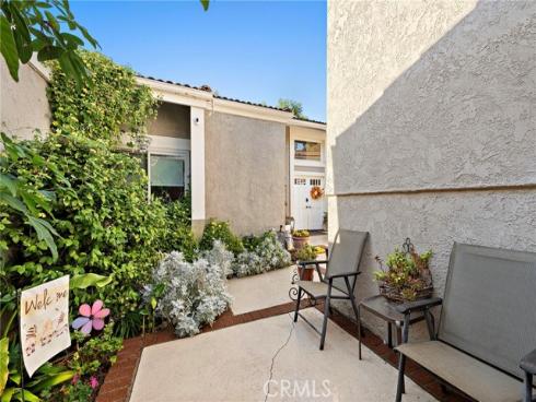 41 Valley 31 , Irvine, CA