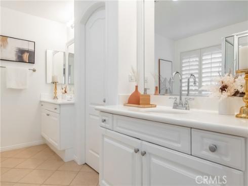 154 Saint James 53 , Irvine, CA