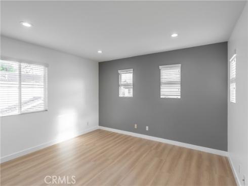 154 Saint James 53 , Irvine, CA