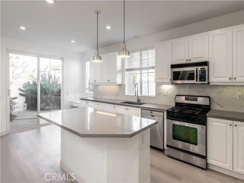 154 Saint James 53 , Irvine, CA