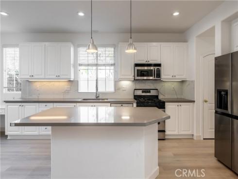 154 Saint James 53 , Irvine, CA