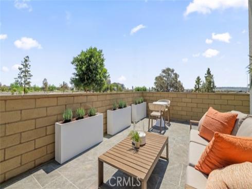 240 Sora , Irvine, CA