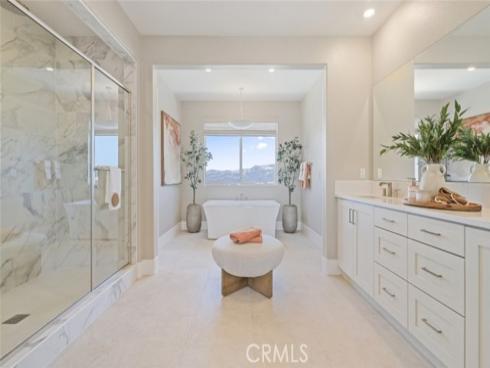 240 Sora , Irvine, CA