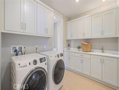 240 Sora , Irvine, CA