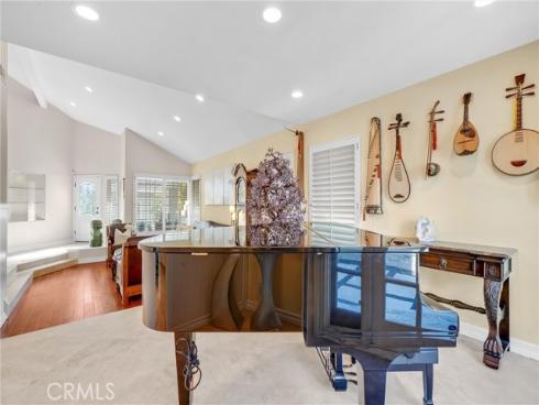 15 Fairdawn , Irvine, CA