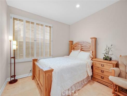 15 Fairdawn , Irvine, CA