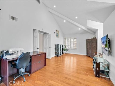 15 Fairdawn , Irvine, CA