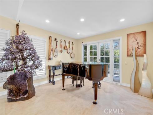 15 Fairdawn , Irvine, CA