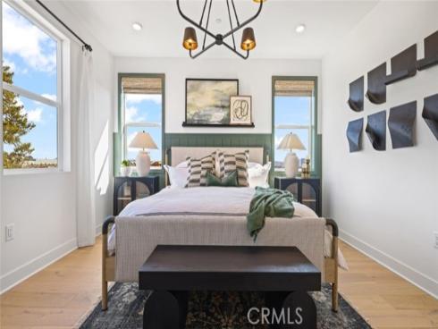 119 Merit , Irvine, CA