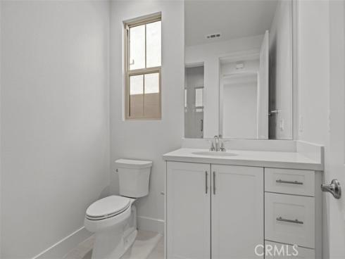 242 Collino , Irvine, CA