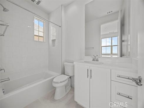 242 Collino , Irvine, CA