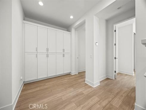 242 Collino , Irvine, CA