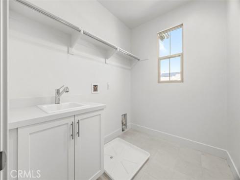 242 Collino , Irvine, CA