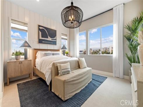 169 Sawbuck , Irvine, CA