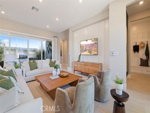 412  Shrike  , Irvine, CA