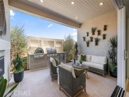 412  Shrike  , Irvine, CA