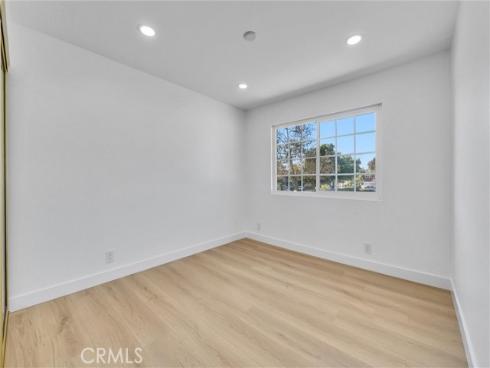 18 Meadowsweet Way, Irvine, CA