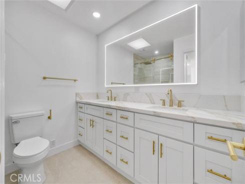 18 Meadowsweet Way, Irvine, CA