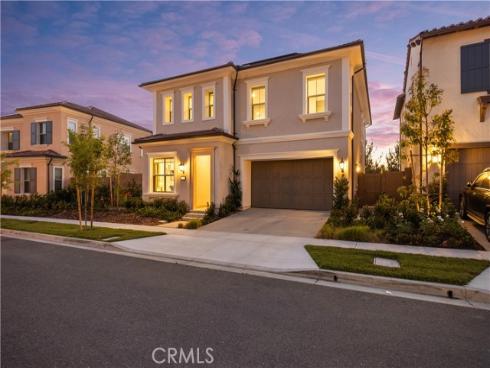 63 Longchamp , Irvine, CA