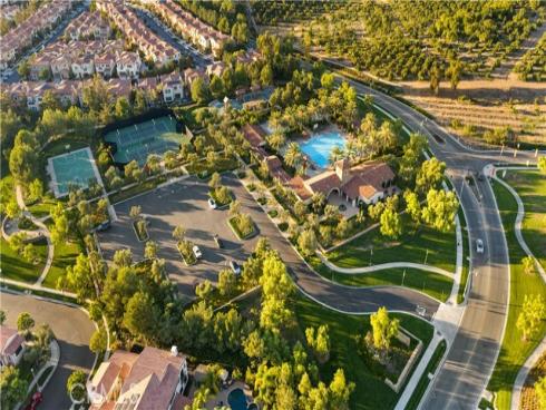 63 Longchamp , Irvine, CA