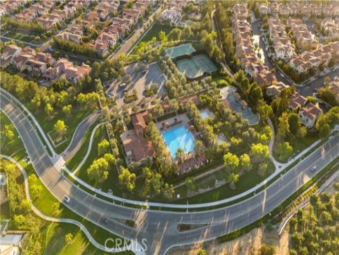 63 Longchamp , Irvine, CA