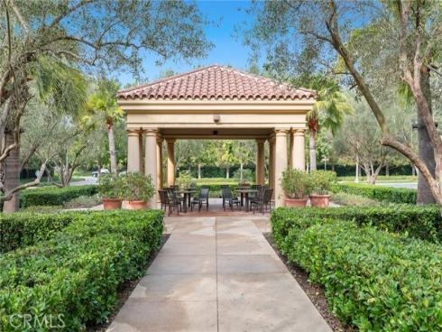 70  Livia  , Irvine, CA