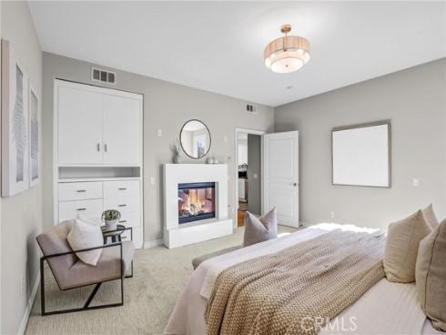 8 Ingleside , Irvine, CA