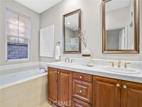 8 Ingleside , Irvine, CA