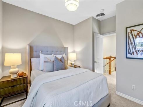 8 Ingleside , Irvine, CA