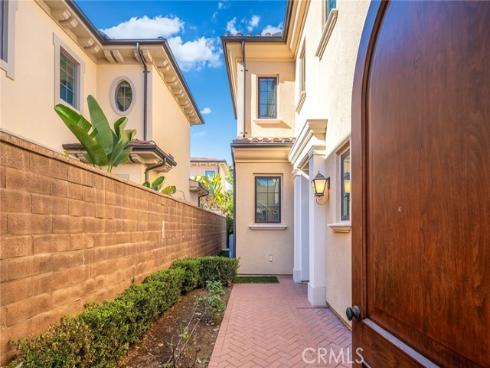 55 Open range , Irvine, CA