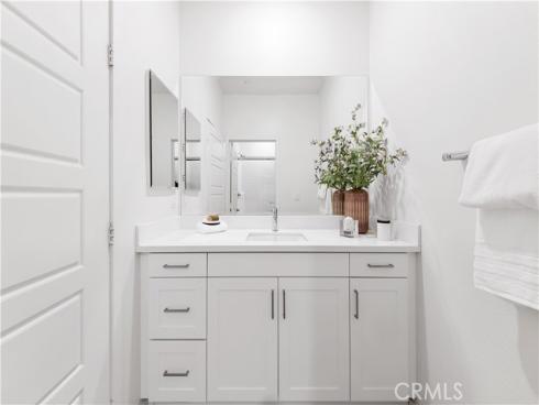 171  Cadence  , Irvine, CA