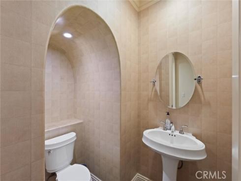 37 Triple Leaf , Irvine, CA