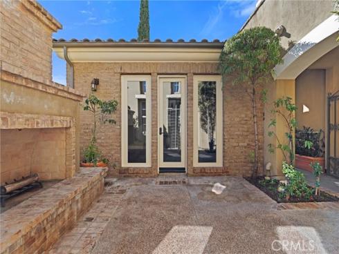 37 Triple Leaf , Irvine, CA