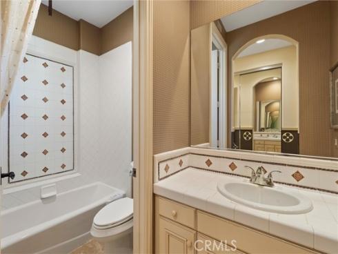 37 Triple Leaf , Irvine, CA