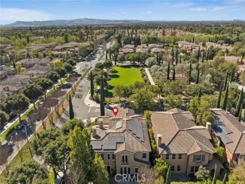 37 Triple Leaf , Irvine, CA