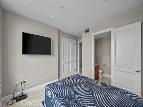 3150 Scholarship , Irvine, CA