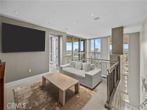 3150 Scholarship , Irvine, CA