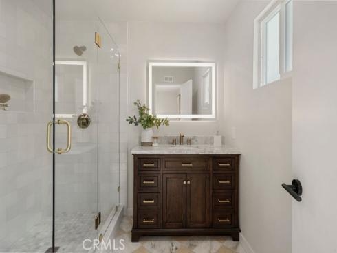 4942 Flagstar Circle, Irvine, CA