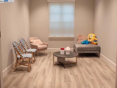 103 Crosswinds , Irvine, CA