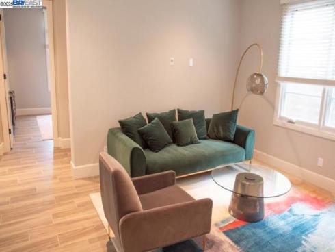 103 Crosswinds , Irvine, CA