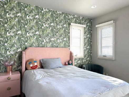 103 Crosswinds , Irvine, CA