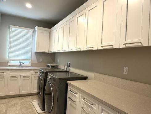 103 Crosswinds , Irvine, CA