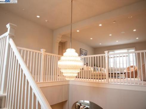 103 Crosswinds , Irvine, CA