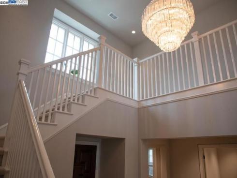 103 Crosswinds , Irvine, CA